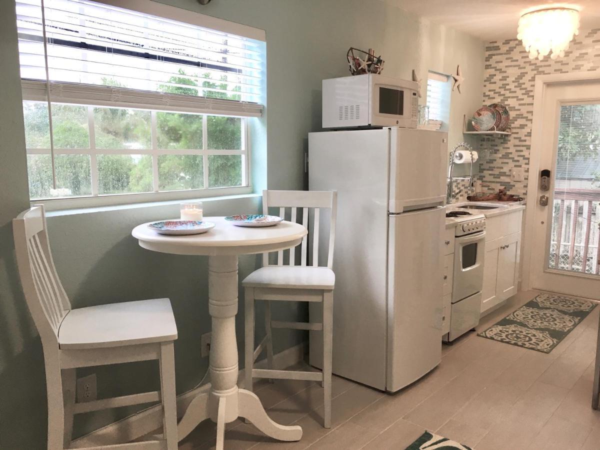 Coastal Studio Escape! North North Naples Екстериор снимка