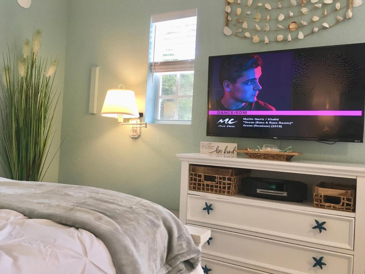 Coastal Studio Escape! North North Naples Екстериор снимка