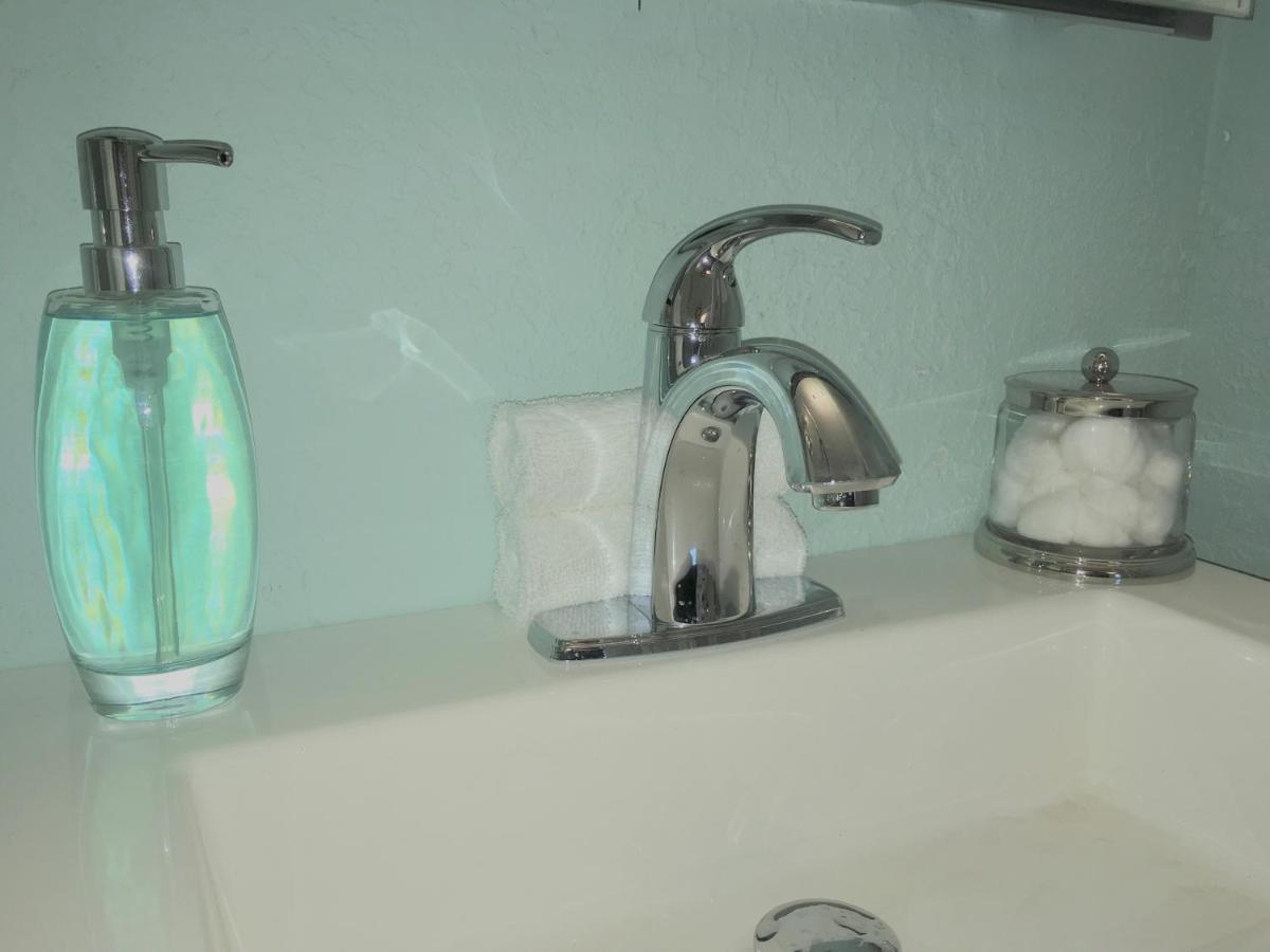 Coastal Studio Escape! North North Naples Екстериор снимка